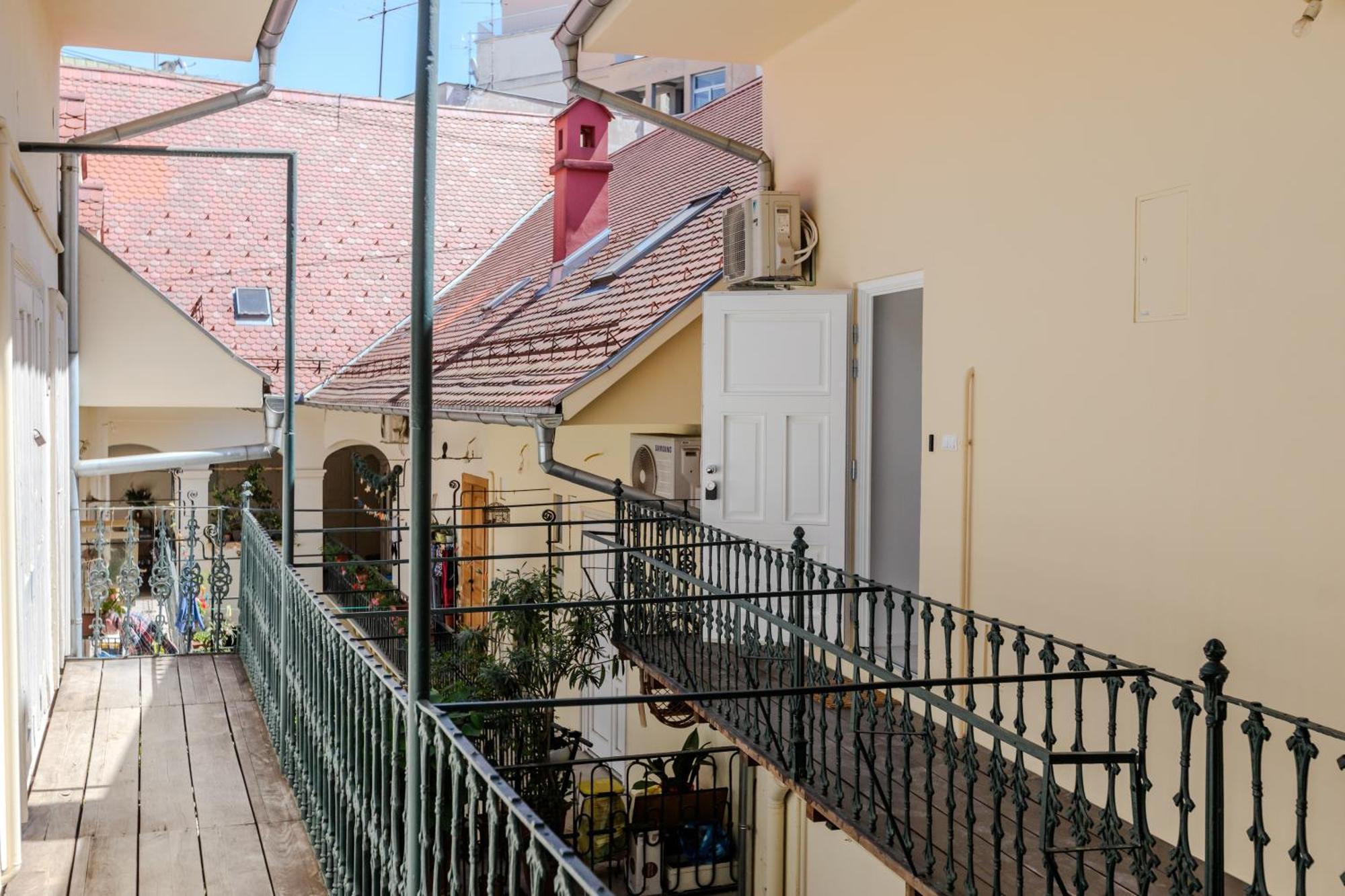 Apartment Nikola 4* Zagreb Luaran gambar